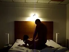 毛皮でいっぱいの膣、あなたは何をしたいですか？ 女子 エッチ 動画